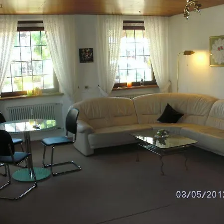 Am Hindenburgplatz 3*