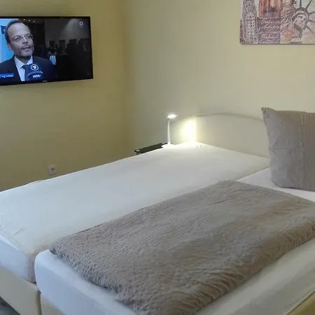 Am Hindenburgplatz Hotel 3*