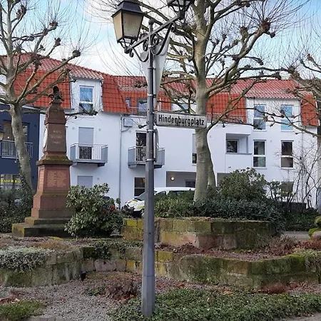 Am Hindenburgplatz 3* Appenweier