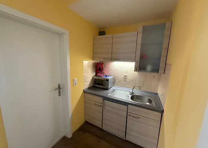 Szálloda Am Hindenburgplatz 3*